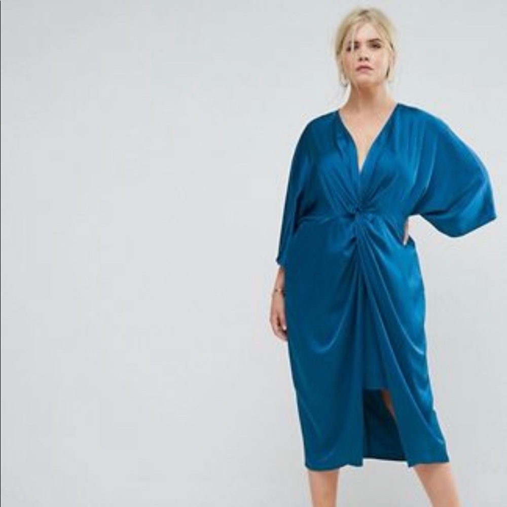 Kimono Twist Front Dress